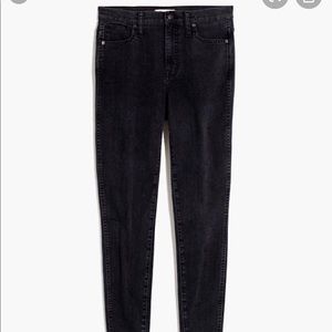 Tall 10” High Rise Skinny Jeans in Eclipse Sz 30